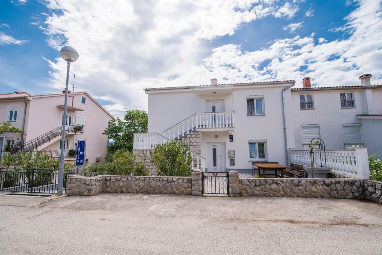 Apartments Oleander Krk Town Exterior foto